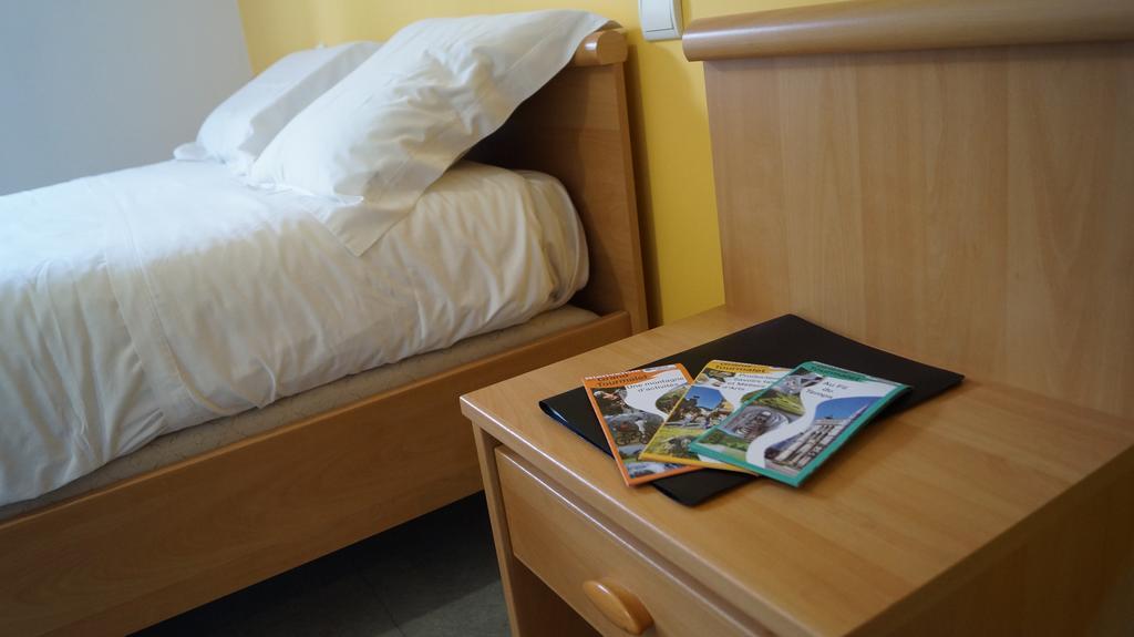 Appart'Hotel Bellevue Thermes De La Reine Bagneres-de-Bigorre Ngoại thất bức ảnh