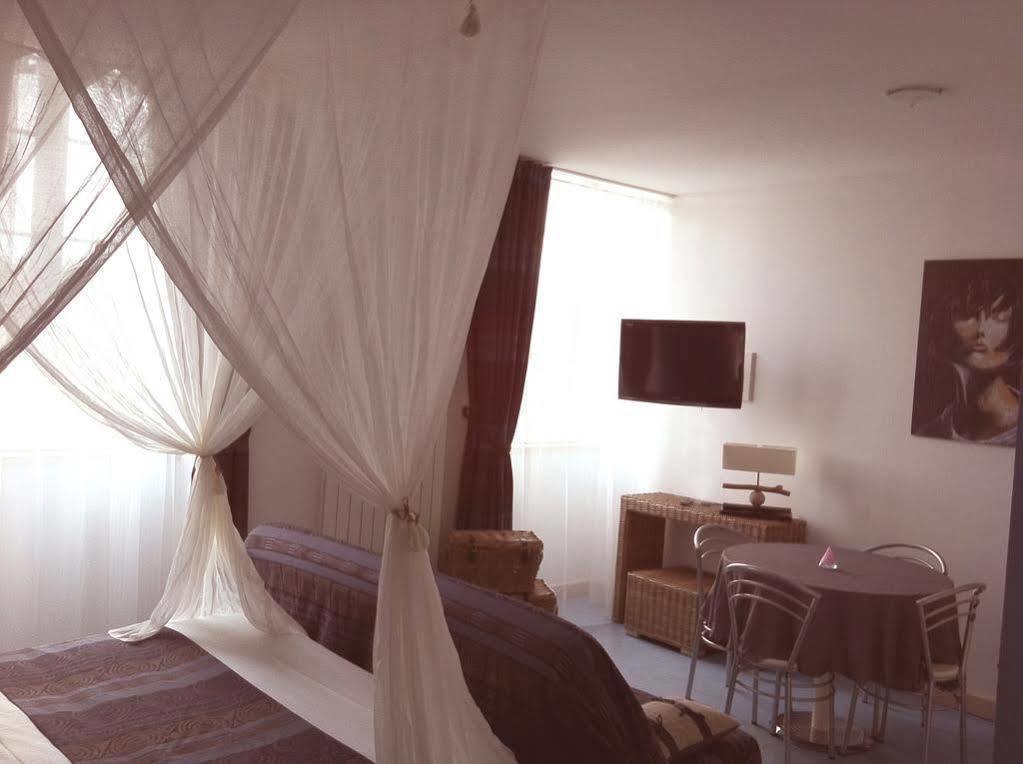 Appart'Hotel Bellevue Thermes De La Reine Bagneres-de-Bigorre Ngoại thất bức ảnh